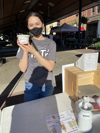 Maeve Mallozzi Kelly at a farmers' market